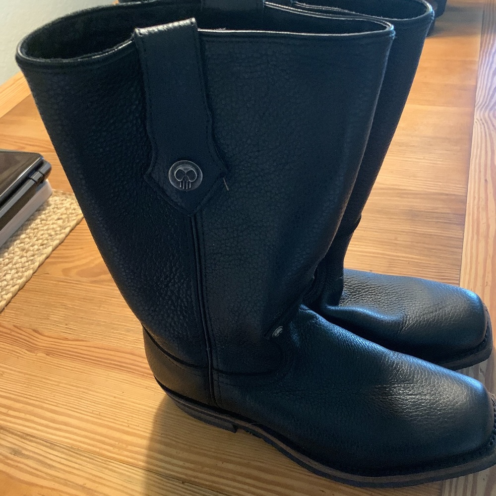 LEATHER BOOTS - Picture 1 of 4